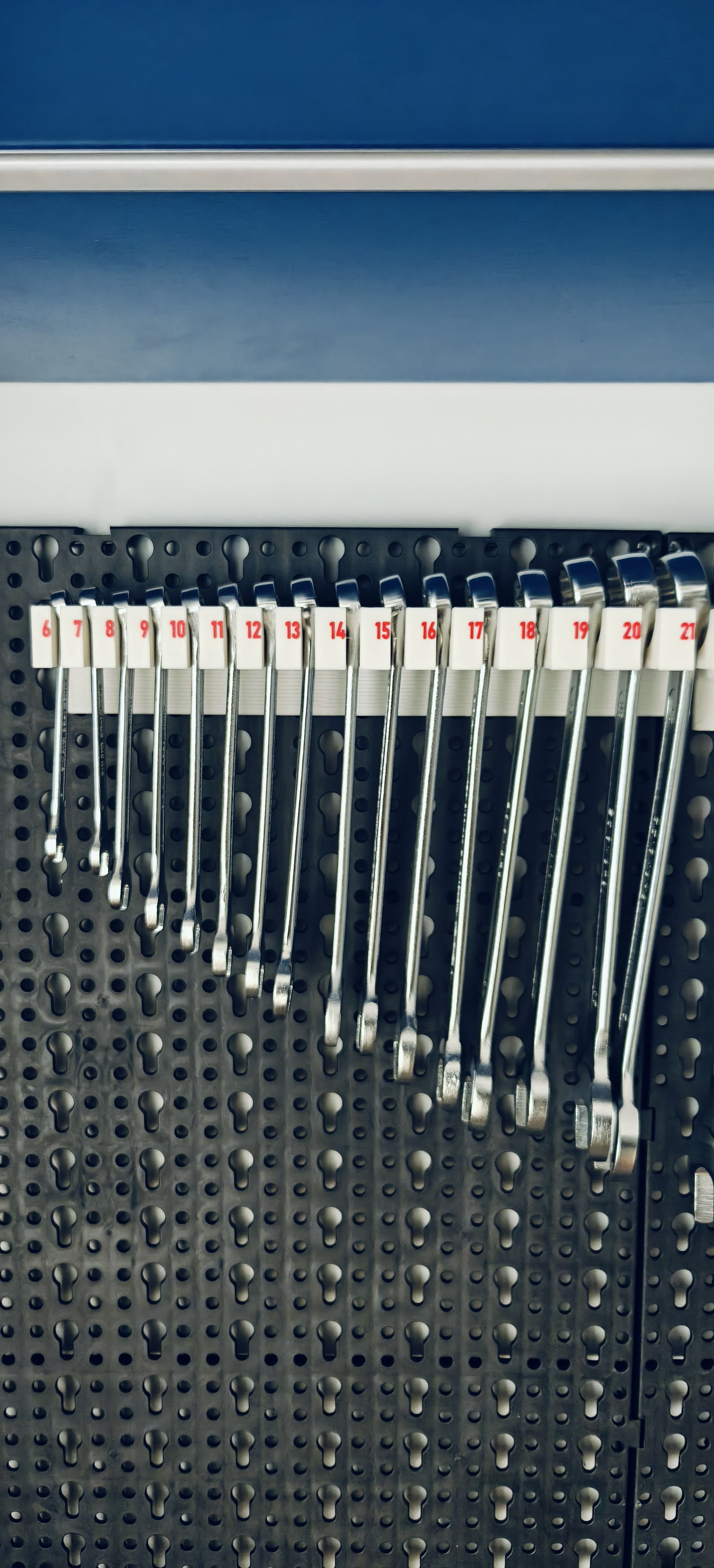 Miniatura 5 do modelo 3D Pegboard wall storage tools
