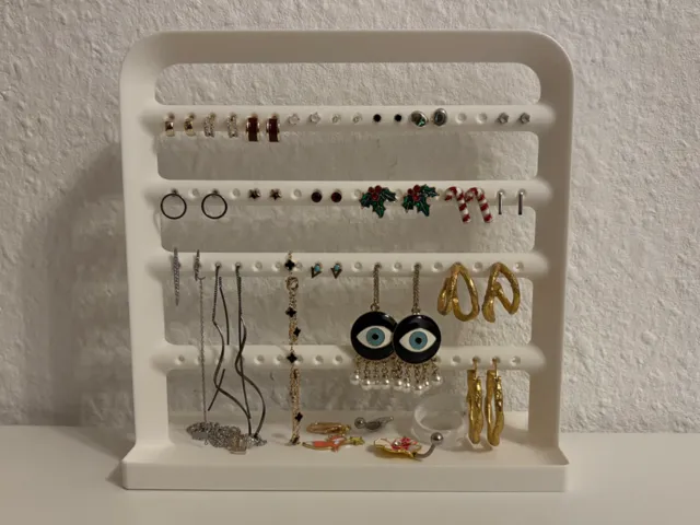 Simple Earring Organizer Stand