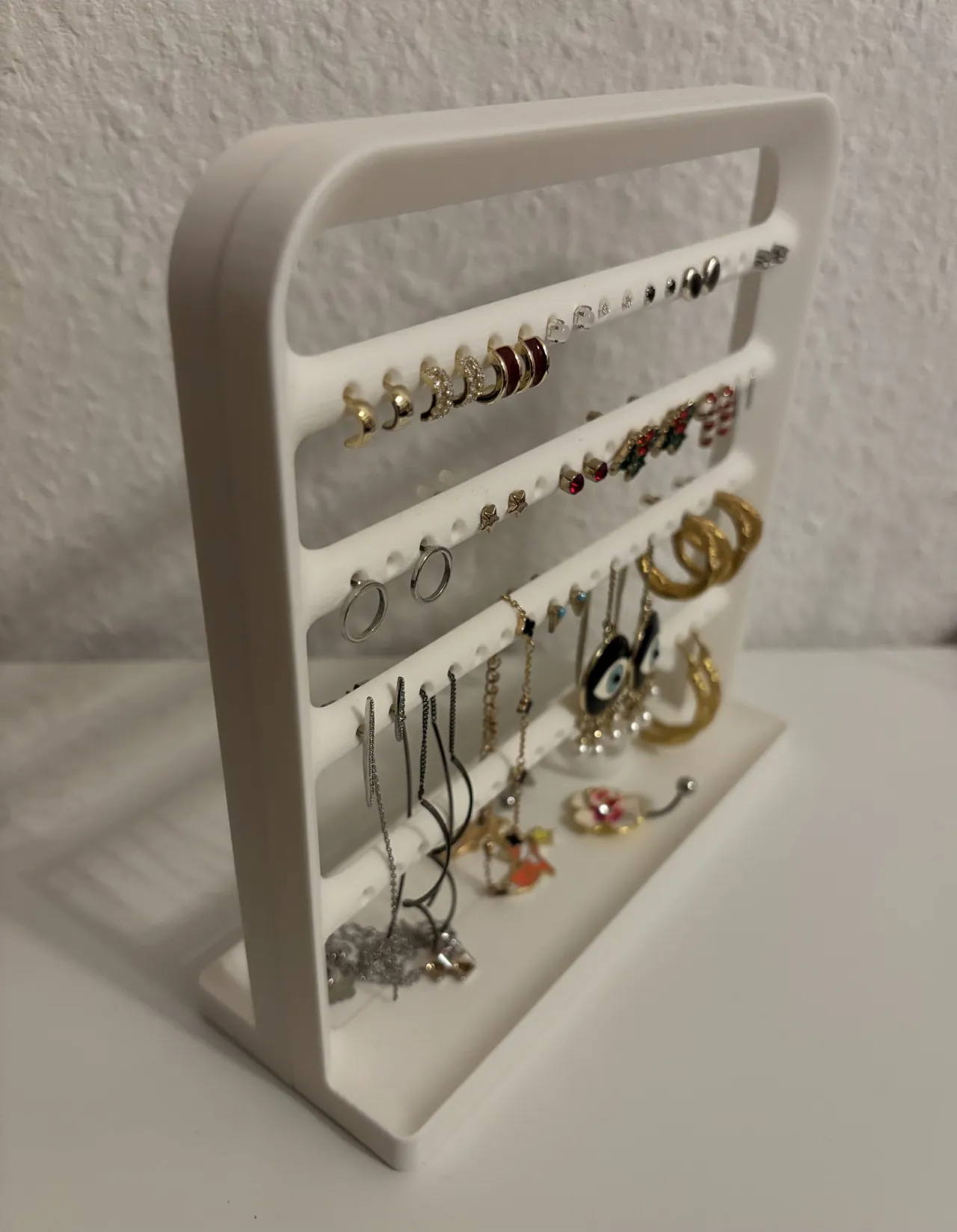 Simple Earring Organizer Stand view 4