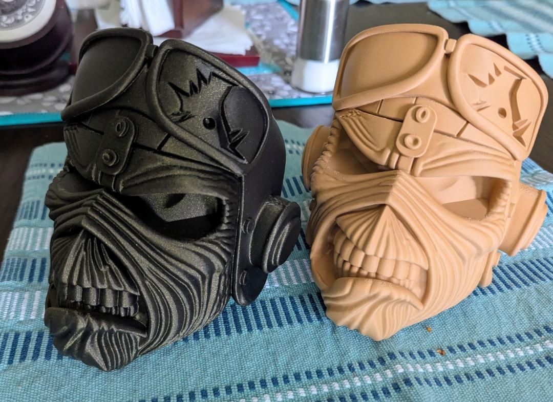 0.16mm layer, 2 walls, 15% full infill gyroid 