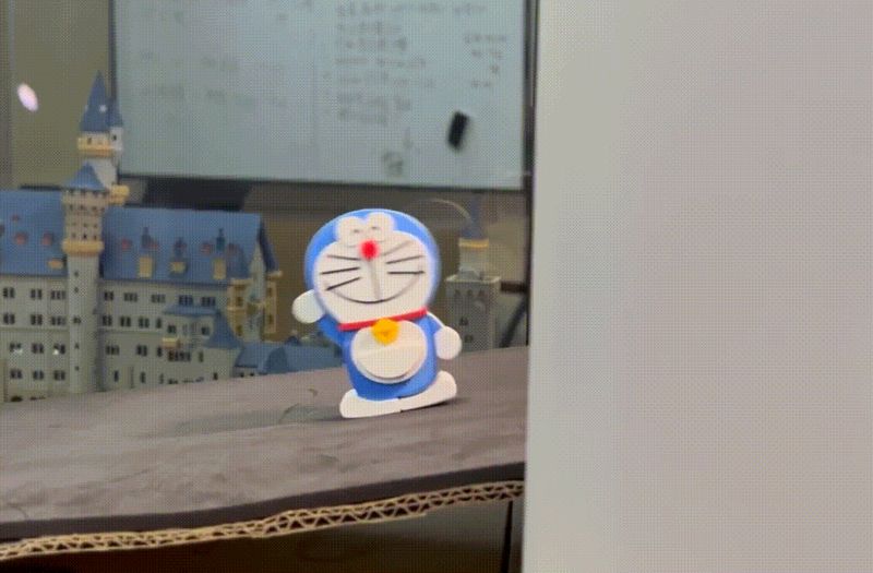 Doraemon Ramp Walker 哆啦A梦斜坡行走玩具
