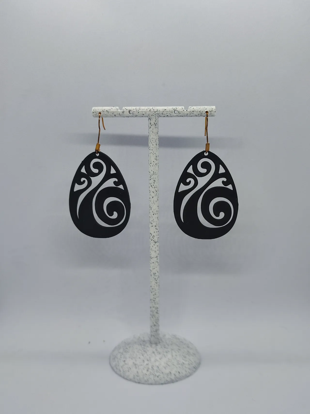 Aretes Caligrafía Antigua view 2