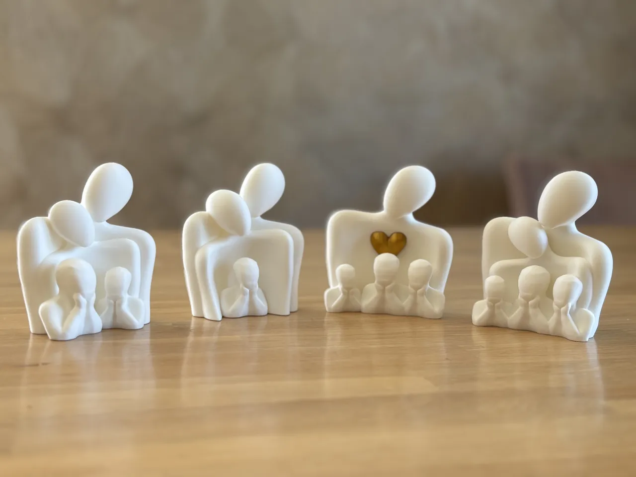 Sculpture Family with Children view 2