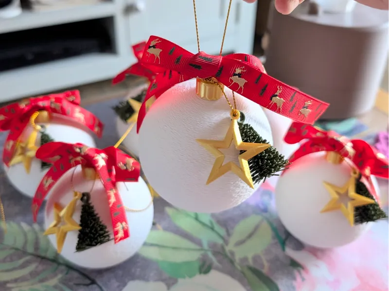 Snowball Xmas Bauble