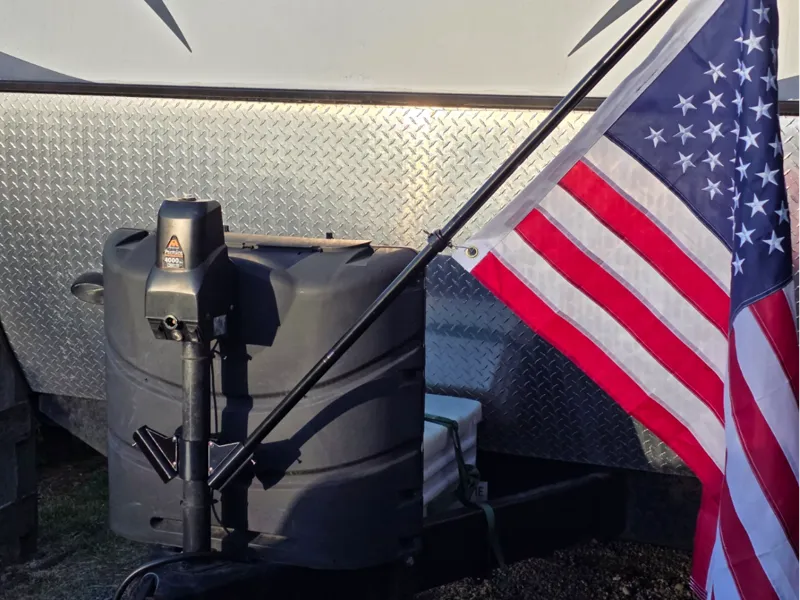 RV Jack stand flagpole holder 1 inch flagpole 