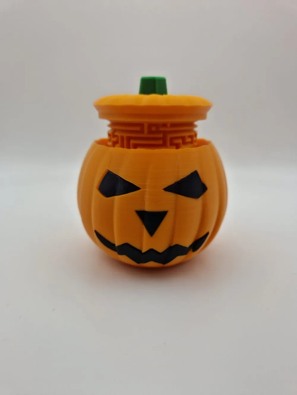 Pumpkin Maze with Face - Free 3D Print Model - MakerWorld