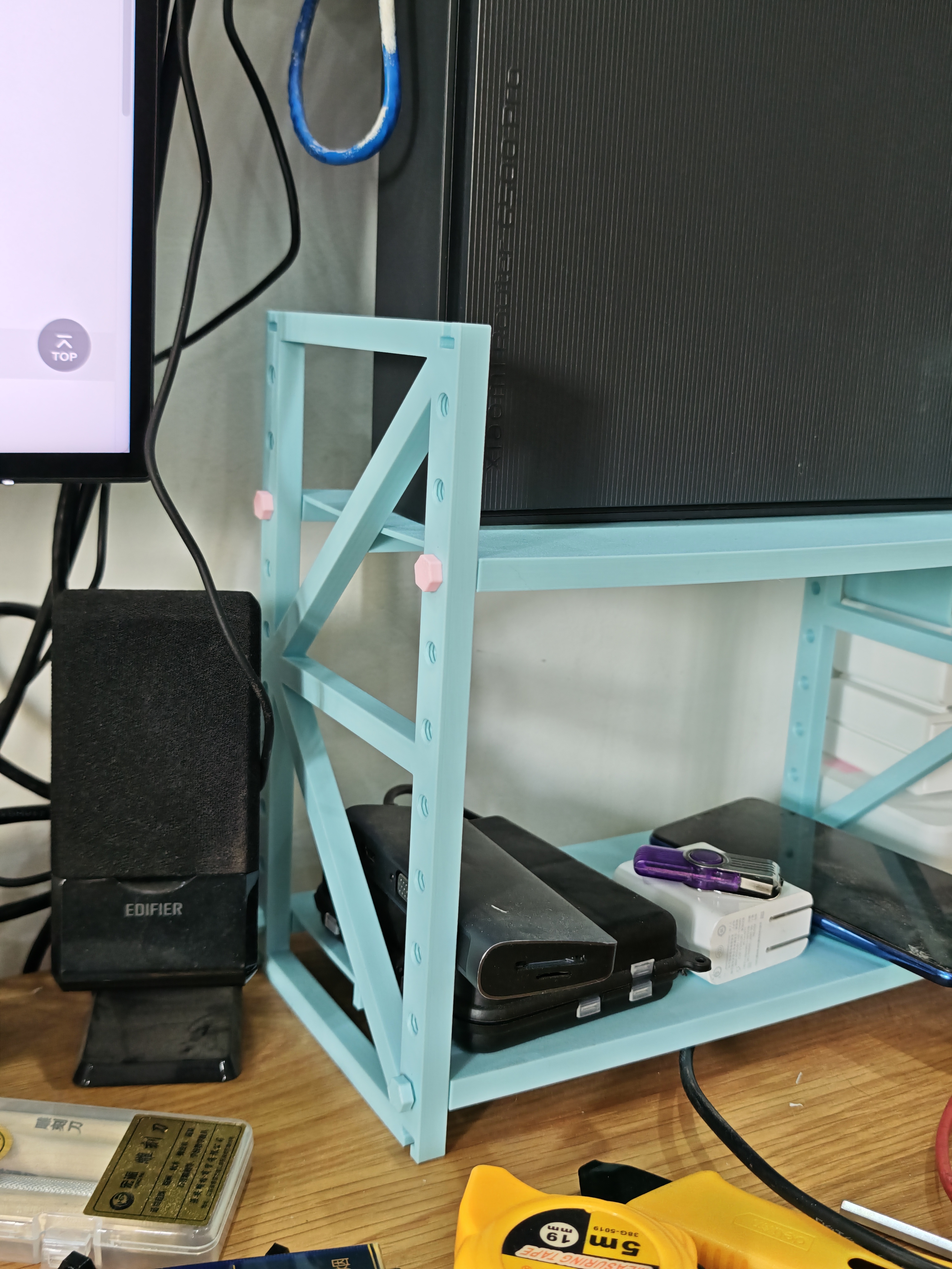 Miniatura 2 do modelo 3D 可堆叠置物架 v2