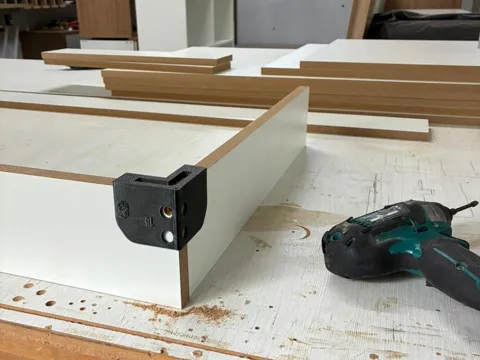 Modelo para impresión 3D: Gabarito de montagem em L 15-18mm — referencia de MakerWorld