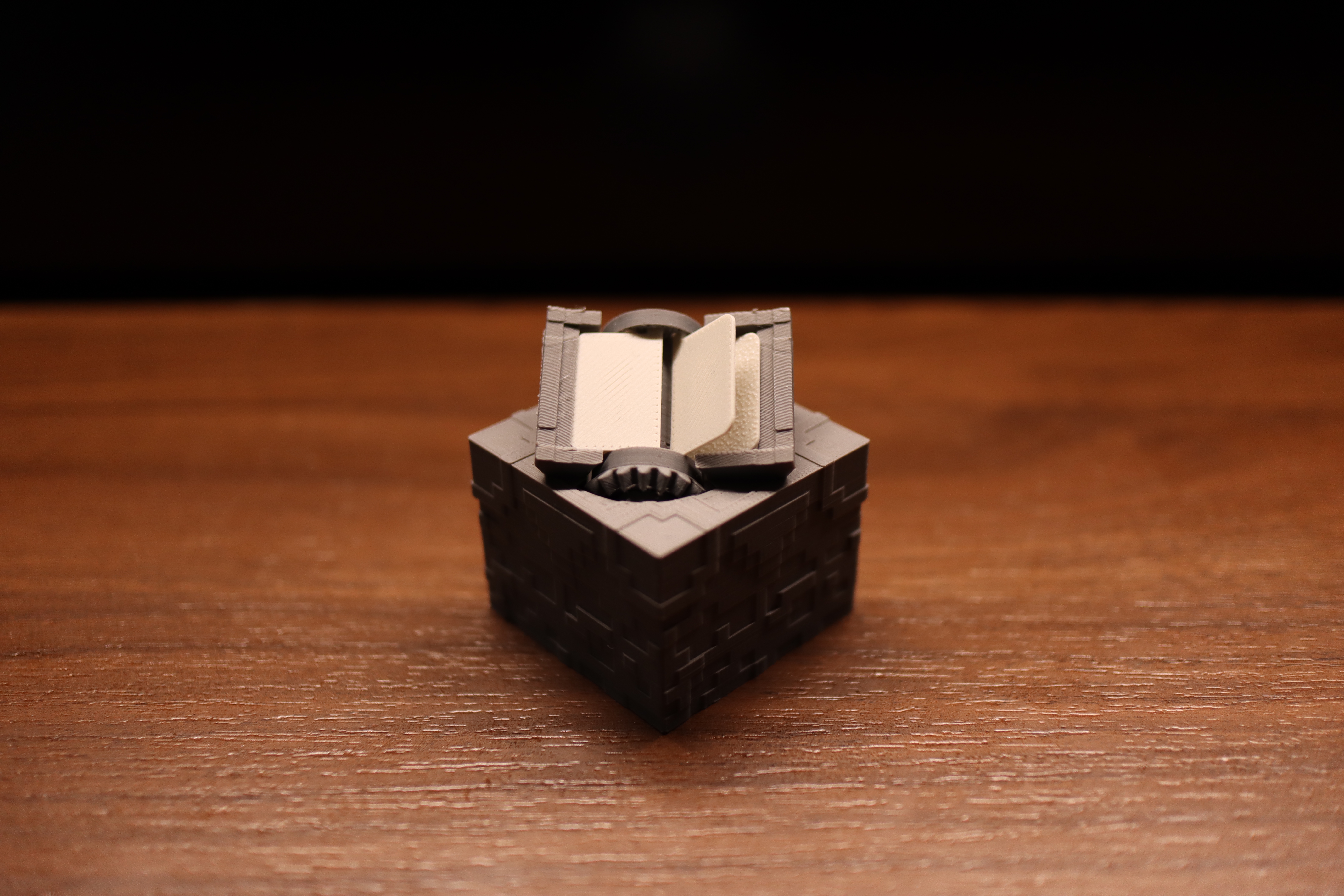 Miniatura 3 do modelo 3D 【Minecraft方块系列】可以翻页的附魔台 Leng