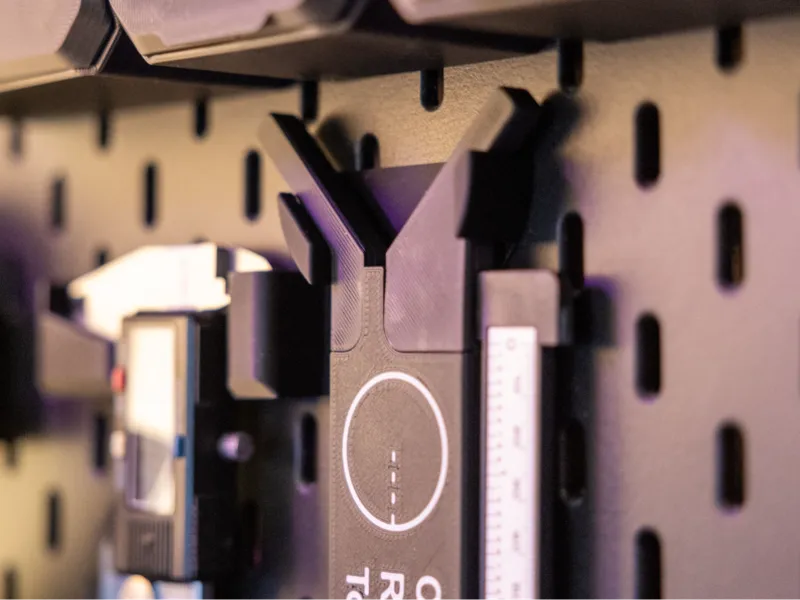 Skadis Hanger for Caliper Radius Tool