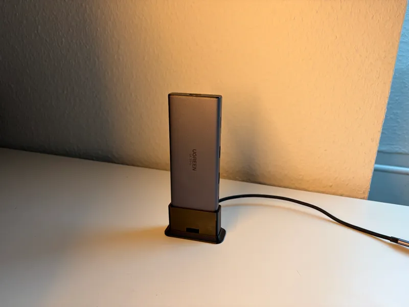 UGREEN USB4-Dock Stand
