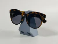 Glasses Holder With Optional Septum Ring