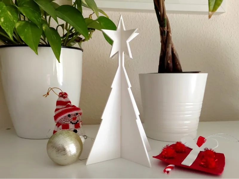 Elegant christmas tree