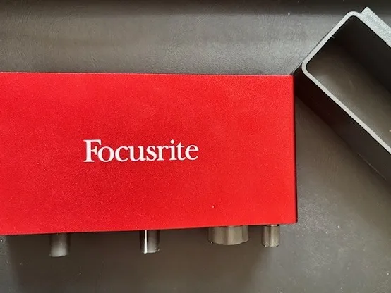 Focusrite Scarlett 2i2 3rd Gen Under Desk Holder