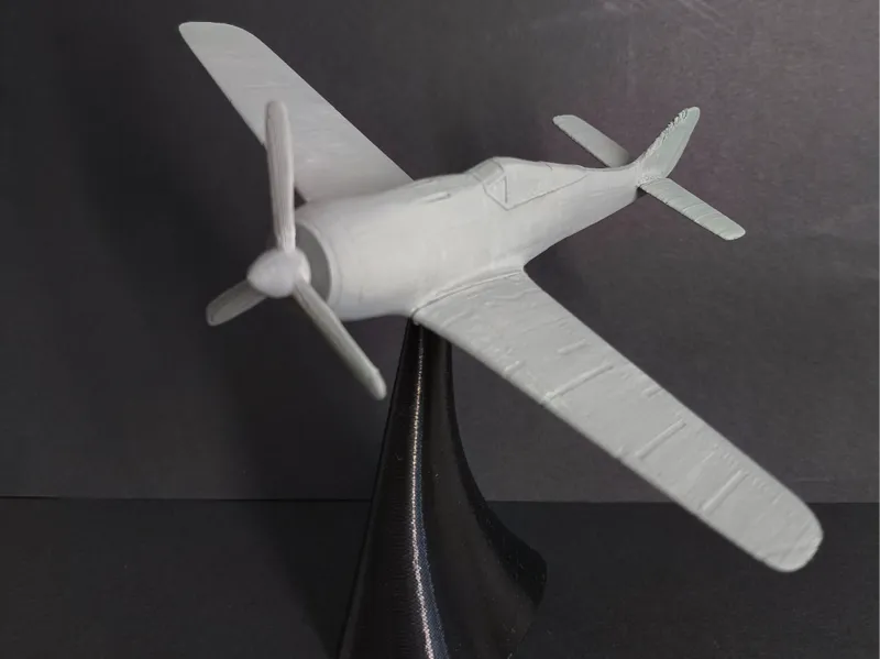 FW 190 scale model