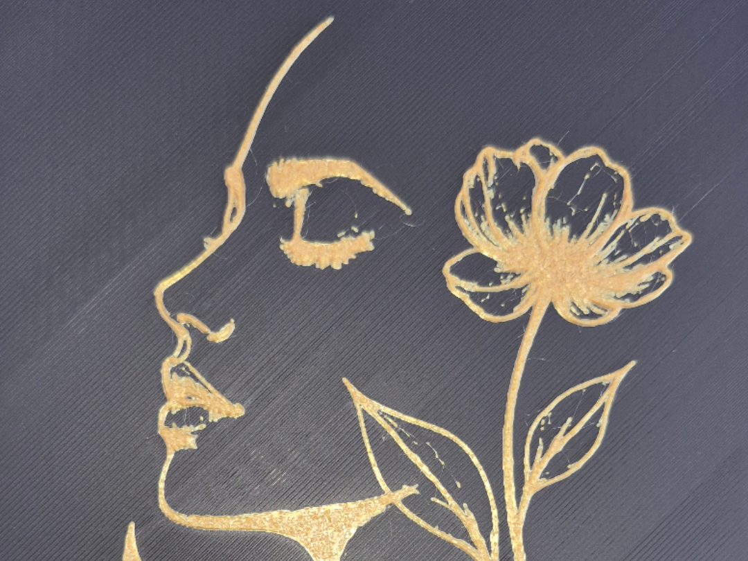 Elegant Golden Silhouette