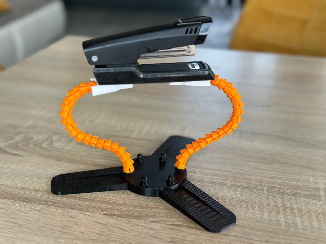 Soldering Flexible Arms 2.0 view 4