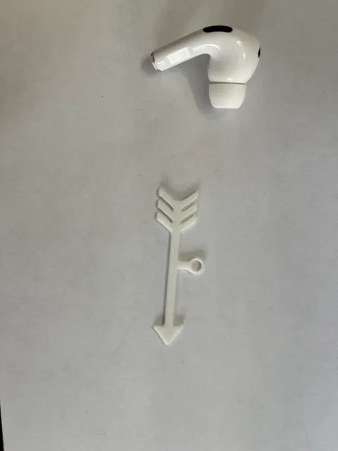 Arrow Earring view 2