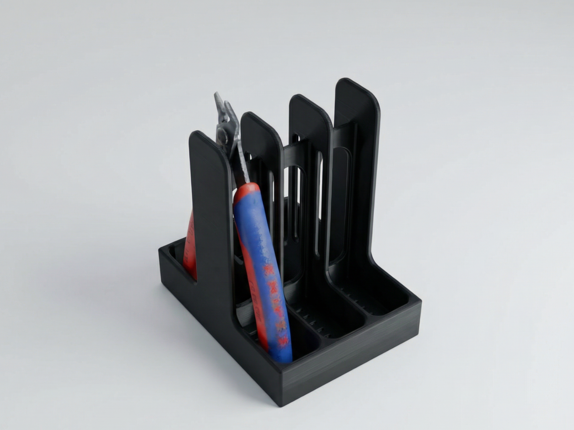 3‑Pliers Desk Rack fast print