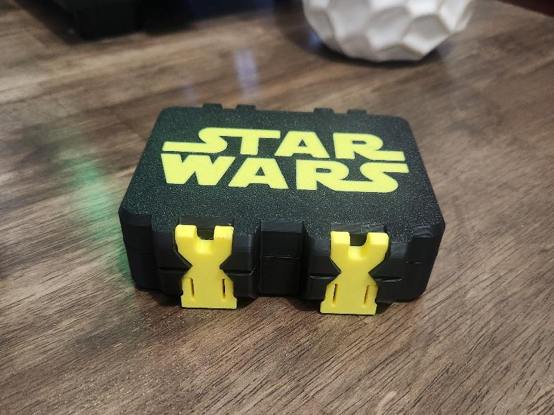 Star Wars Premium Playing Cards - Snaplock Case