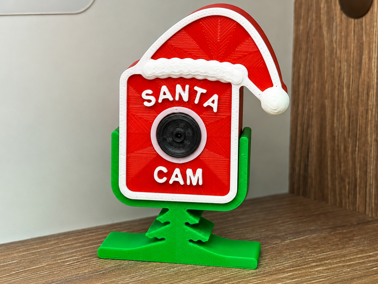 Santa Cam – Christmas Security Camera Decoration - 1
