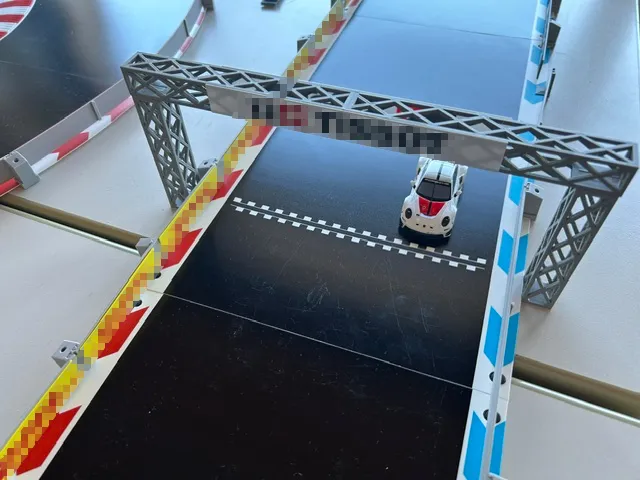 Carrera Hybrid Traverse