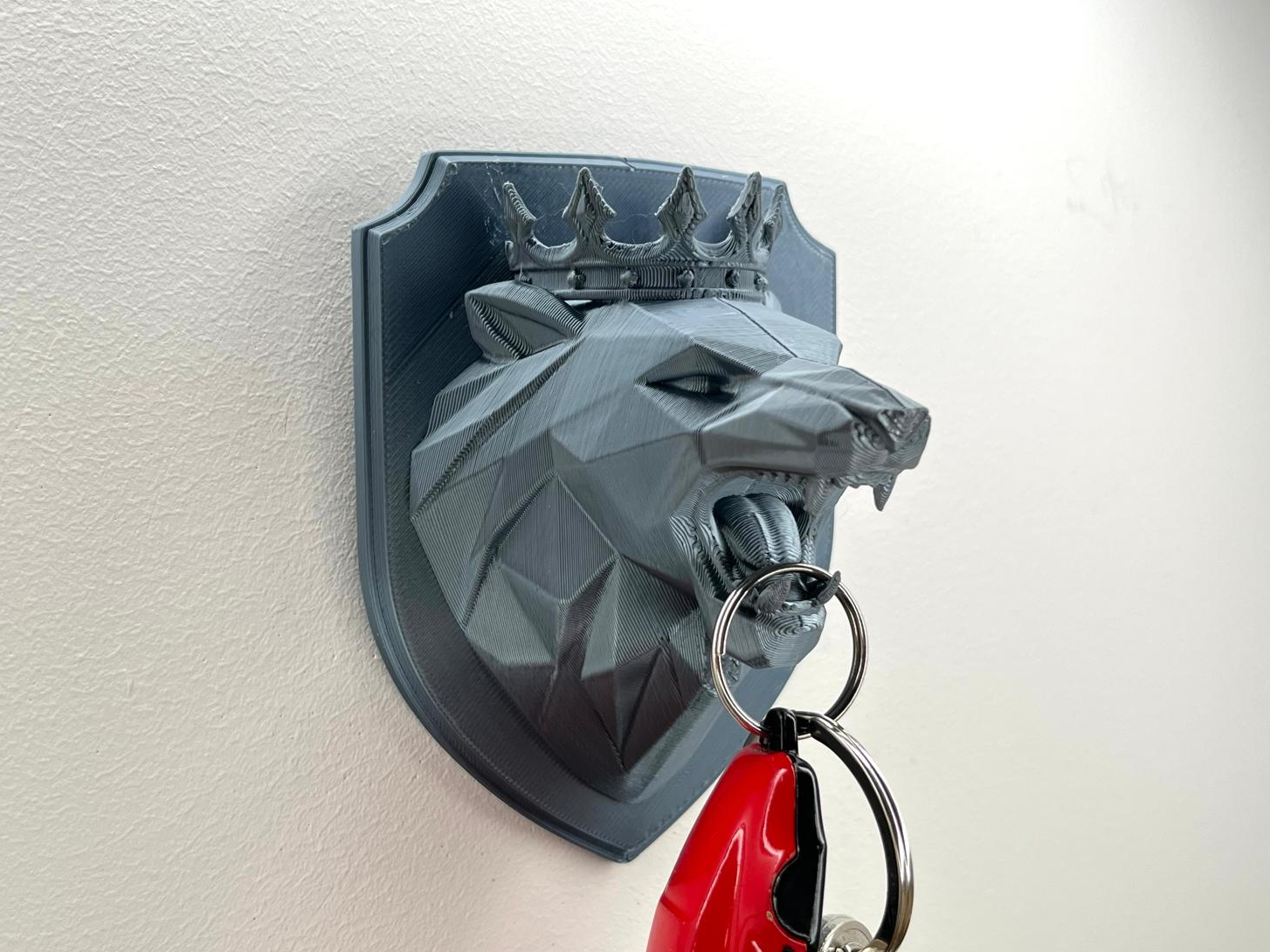 King Lion with Crown keychain organizer