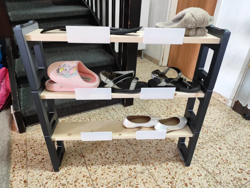 Modular shoe rack / stackable shelves