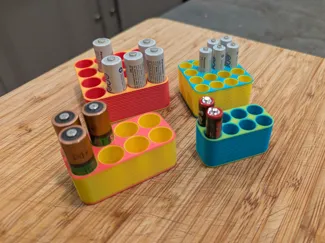 Parametric Battery AA and AAA Holder