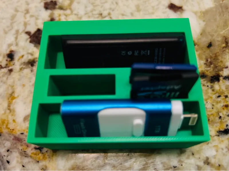 Practical SD Card & USB Storage Holder  Easy Print