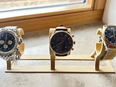 Watch holder - low material - 3 watches
