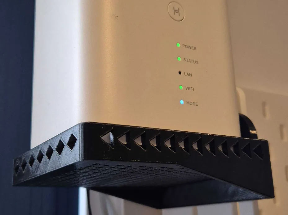 Huawei 4g Router mount for Ikea Skadis peg boards - Free 3D Print Model ...