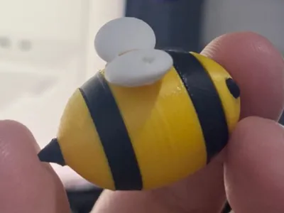Bee Multipart - NOAMS - 3 Colors - Keychain