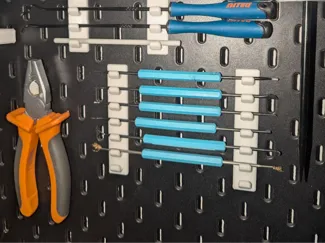 IKEA SKADIS - 7 step ladder holder