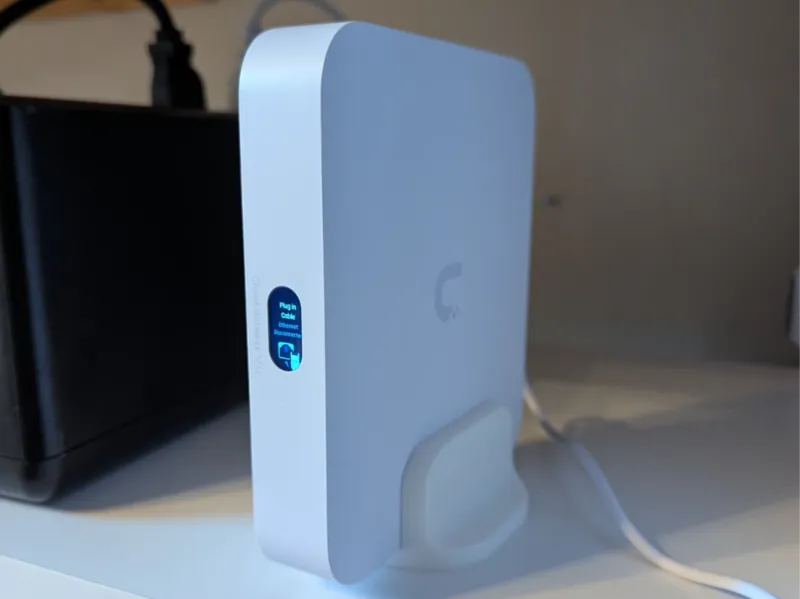 Ubiquiti Cloud Gateway Stand (UCG MAX ULTRA FIBER)