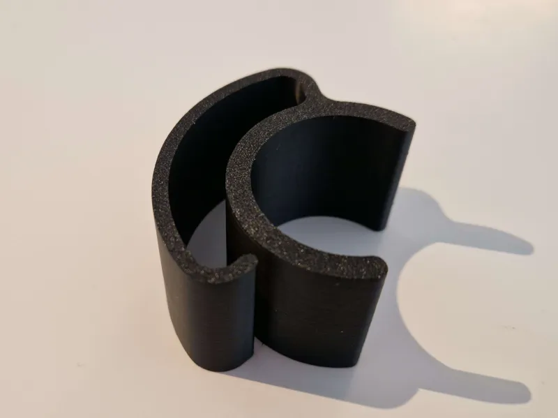 Simple Monitor Arm Cable Clip