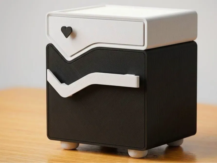 Organizador: Serenity Stack - Modern Support-Free Organizer. Referencia del modelo original.