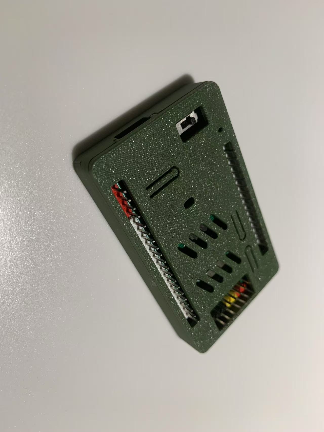 Miniatura 2 do modelo 3D 51单片机核心板外壳