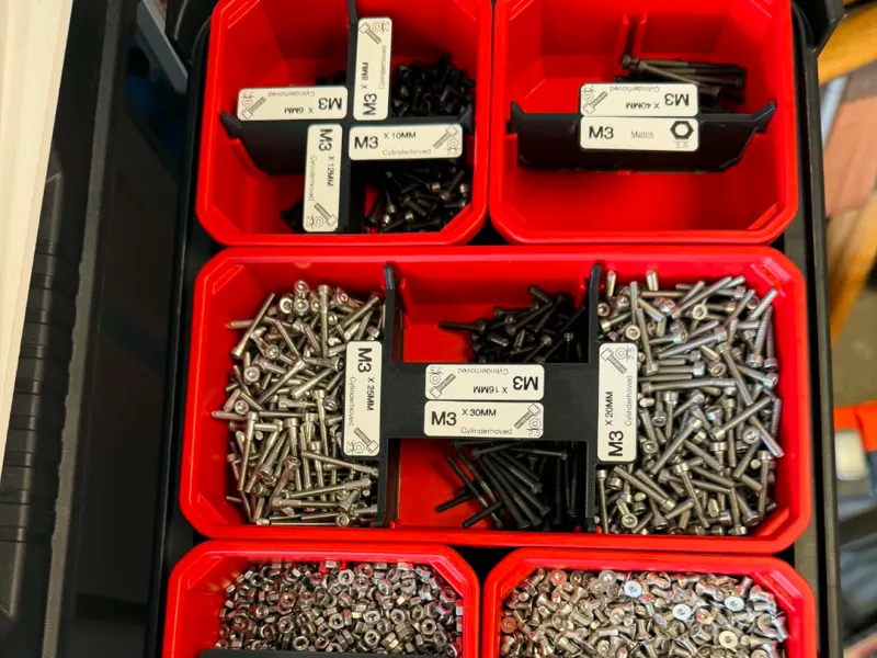 milwaukee packout divider halv med label