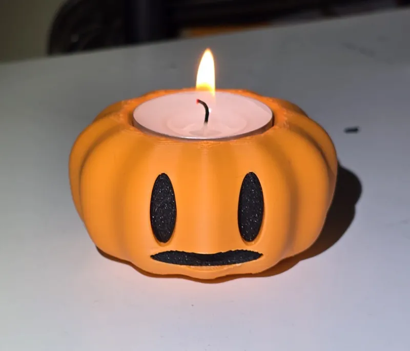 Pumpkin Candle Holedr