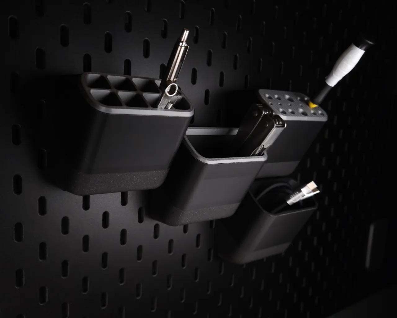 Skadis Pockets / Bins / Tool holder view 4