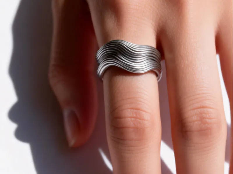 曲面流动戒指Curved surface flow ring