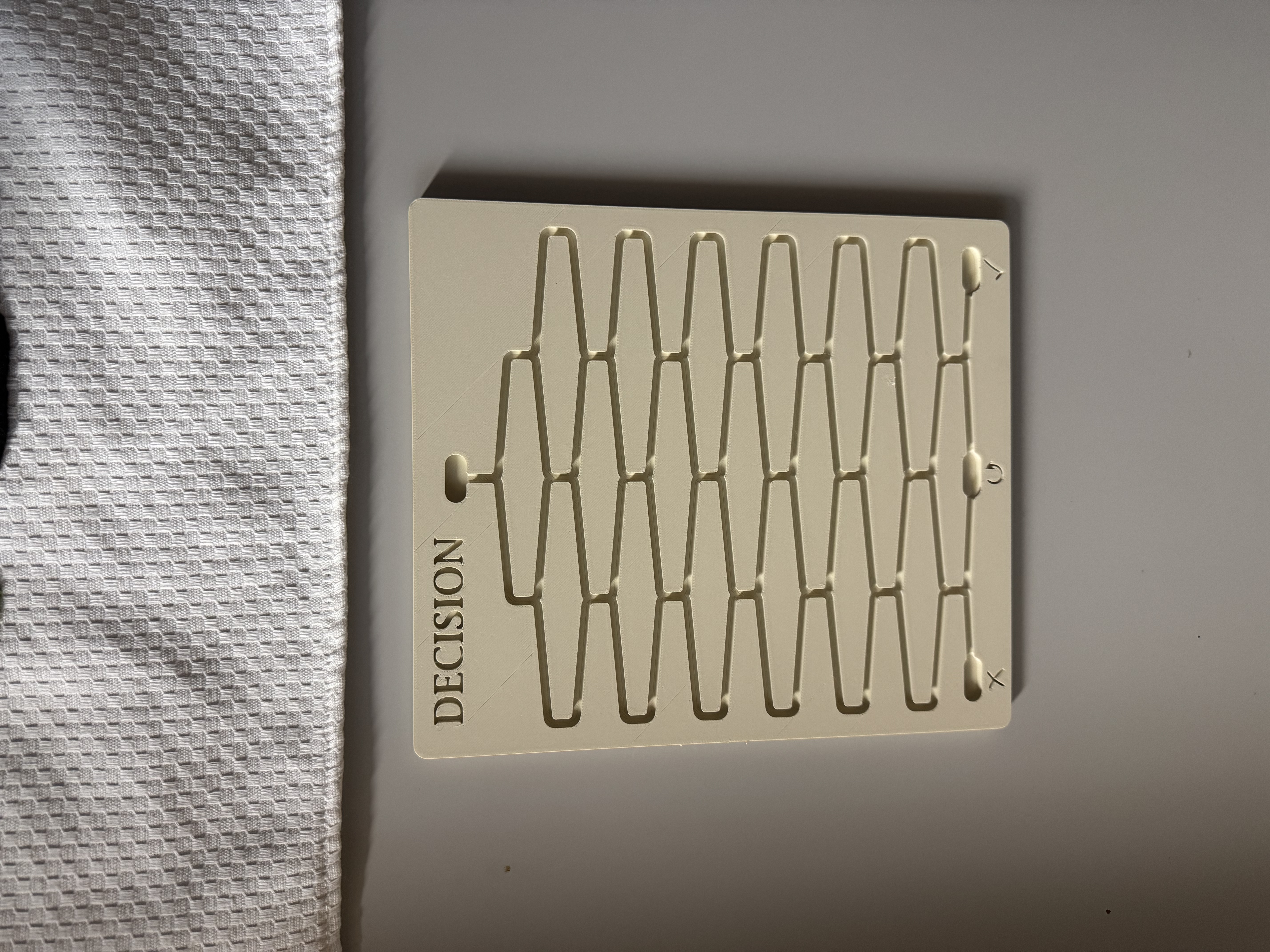 Miniatura 5 do modelo 3D 决策板Decision Board（春娇与志明电影）分歧终端机选择困难症抉择神器