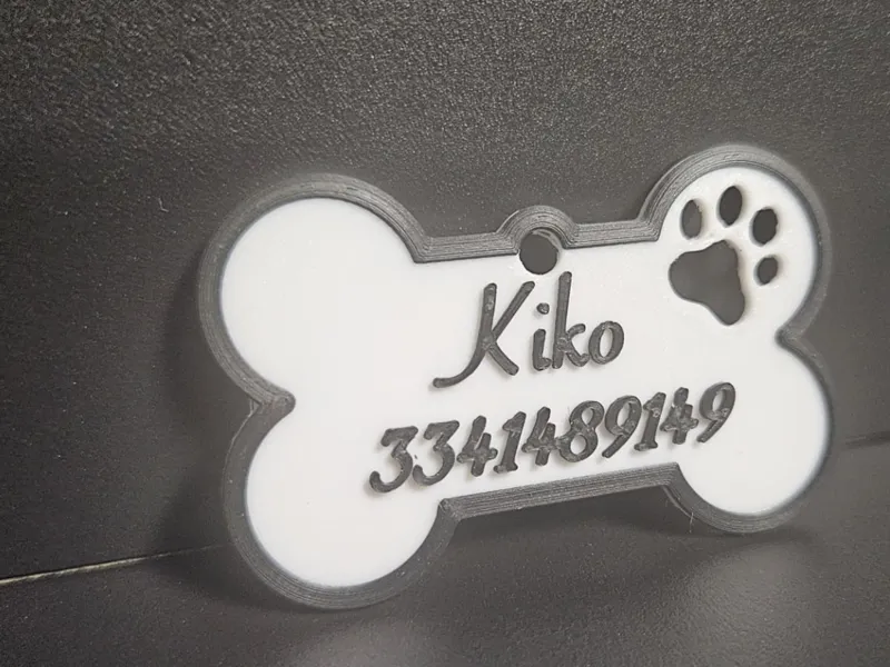 Dog tag customizable