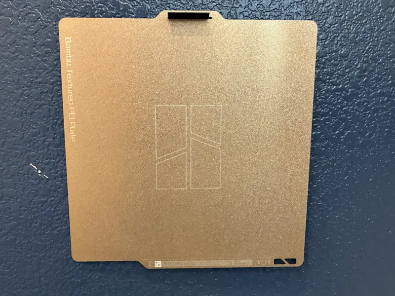 Build Plate Wall Mount