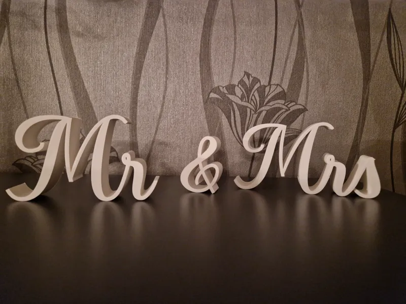 Mr & Mrs Deko Schild