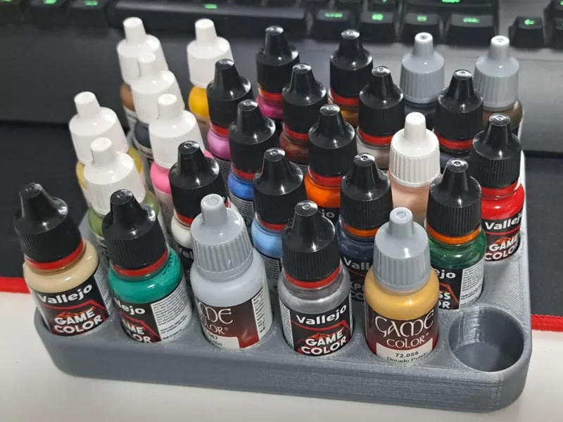 Storage tray for 28 bottles of 17ml Vallejo paint