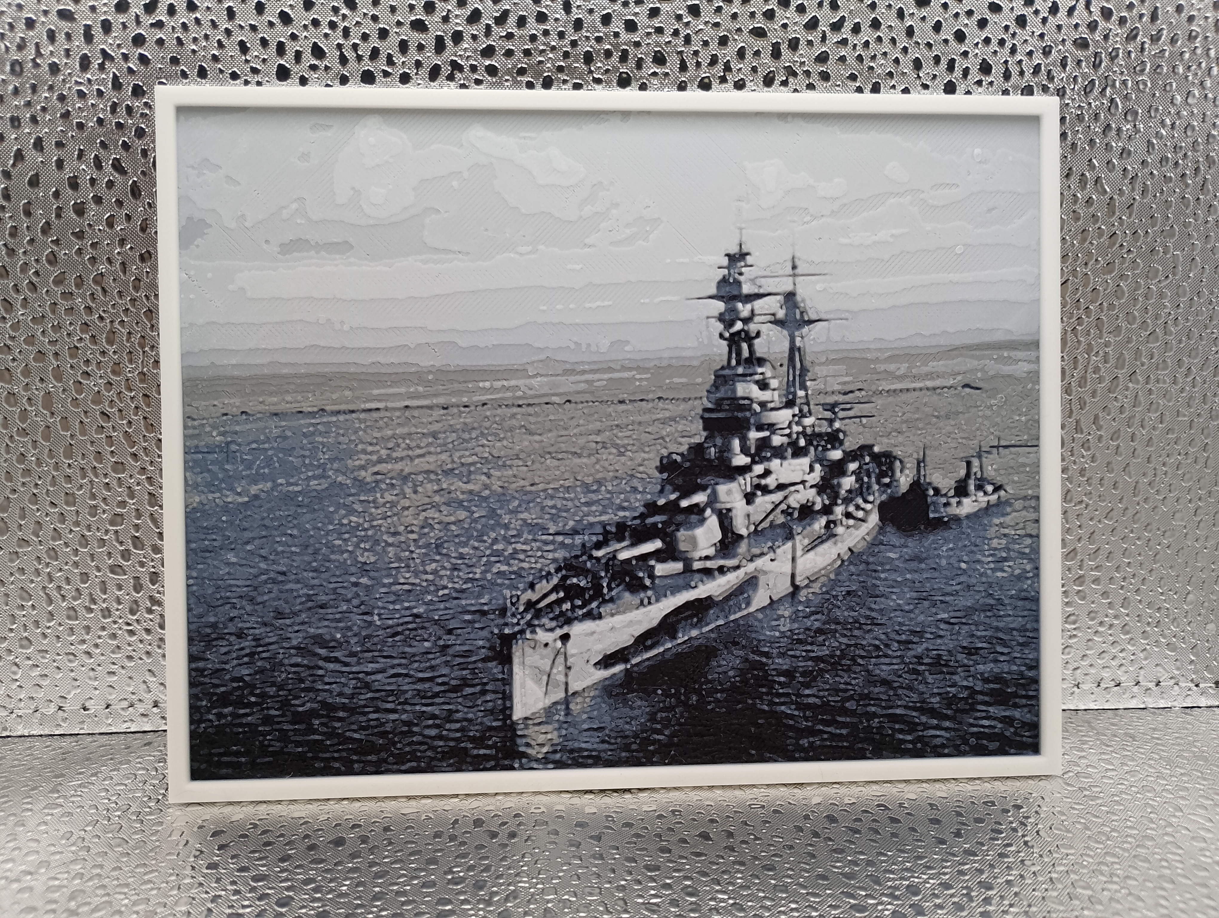 Miniatura 4 do modelo 3D HMS Resolution – Hueforge