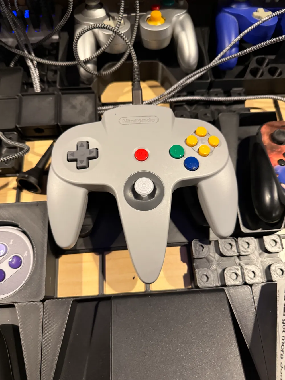 Gridfinity N64 and Pro Controller Holder by BLBideas MakerWorld ...