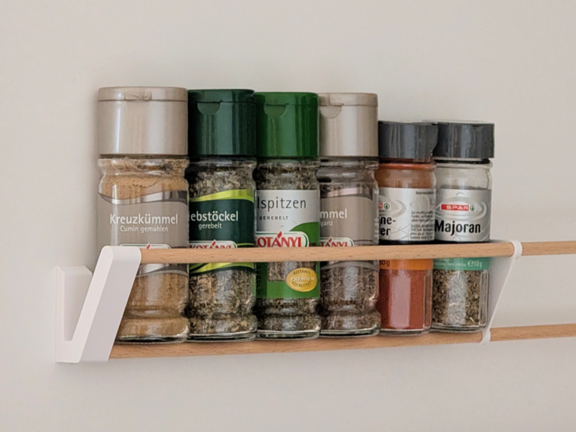Spice Rack with Hidden Screws – Parametric